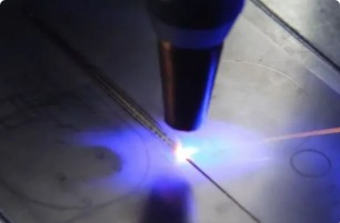 High-efficiency blue laser welding